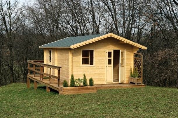 Wooden cabin 1